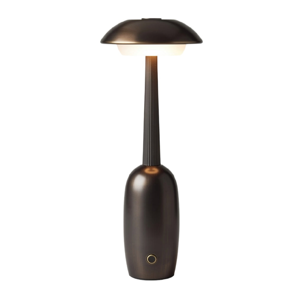 **Lampa Stojąca LED z Metalowym Kloszem**